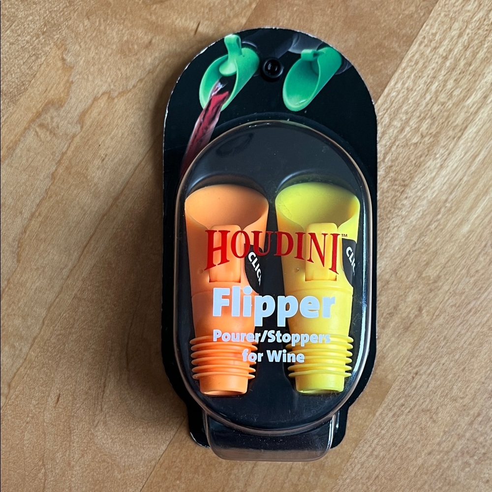 Flipper Wine Pourer/Stoppers - Orange and Yellow